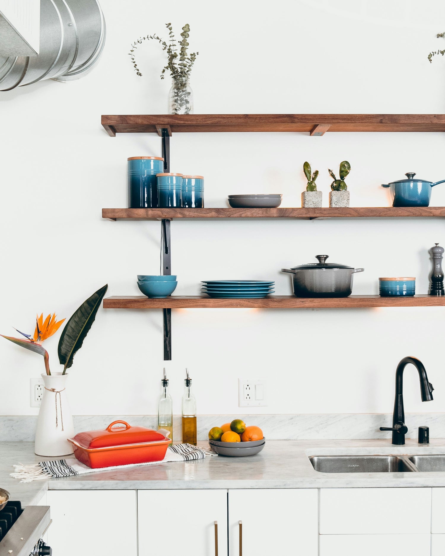 Kitchen & Home Appliances