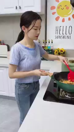 AirHalo™ Portable Bladeless Neck Fan